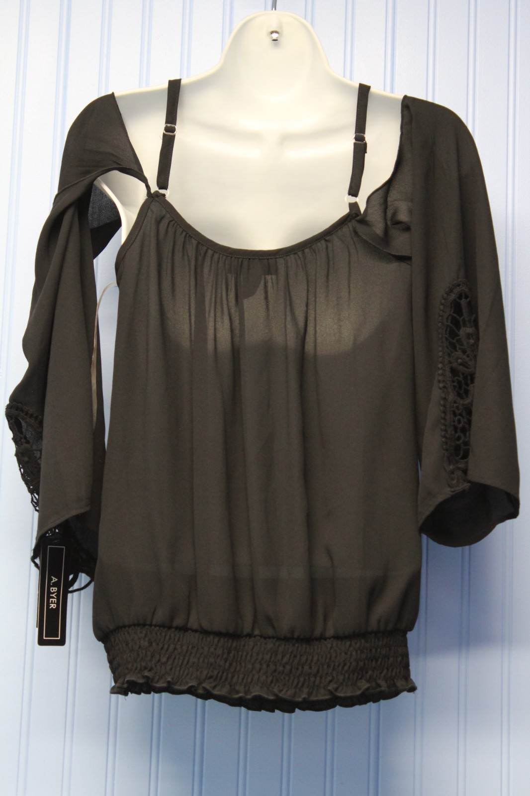 A. Byer black ltwt cold shoulder pullover top with spaghetti straps S NWT