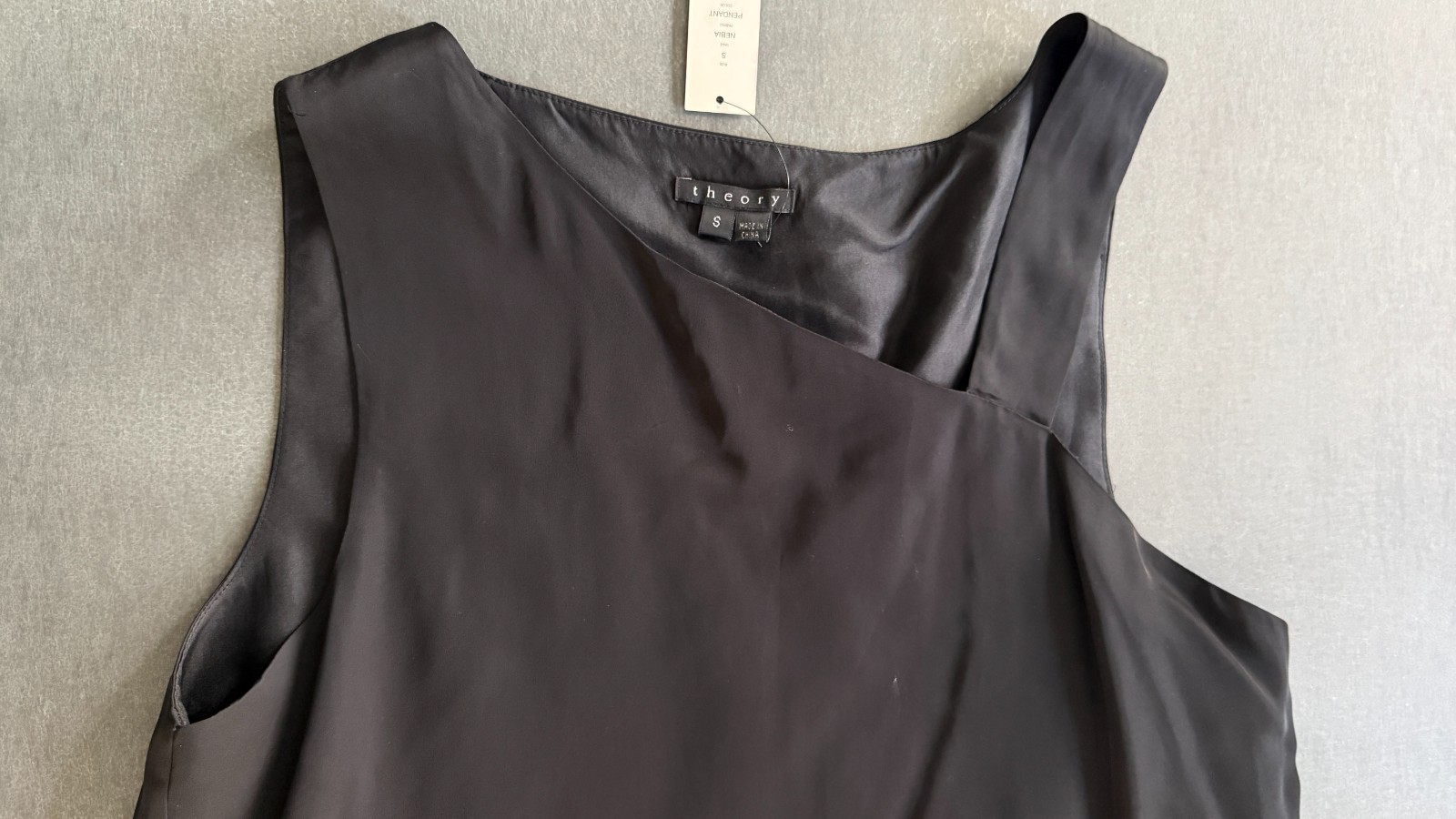 THEORY Nebia Black Viscose Silk Lined Asymmetrical Sleeveless Top Size S NWT