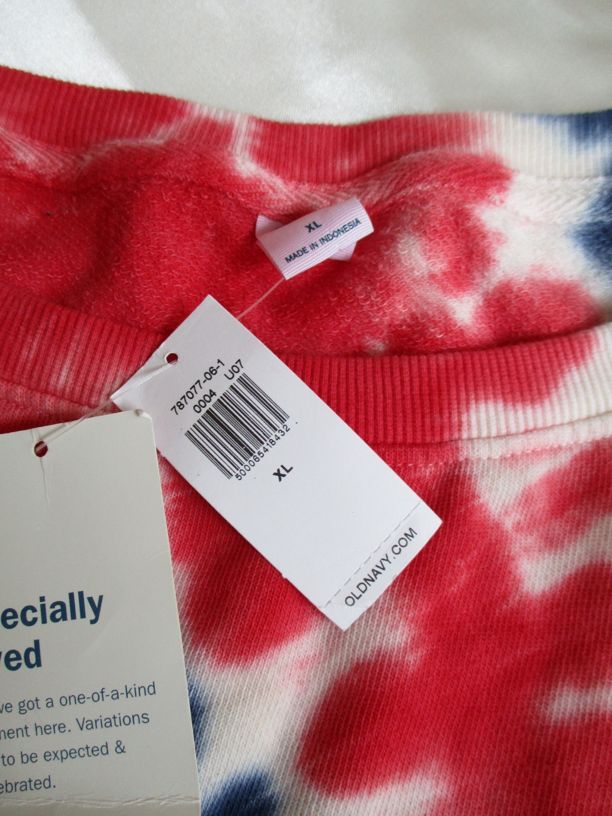 Old Navy Size XL Pullover Wide Neck Lt Weight Tie Dyed Sweatshirt Red White Blue