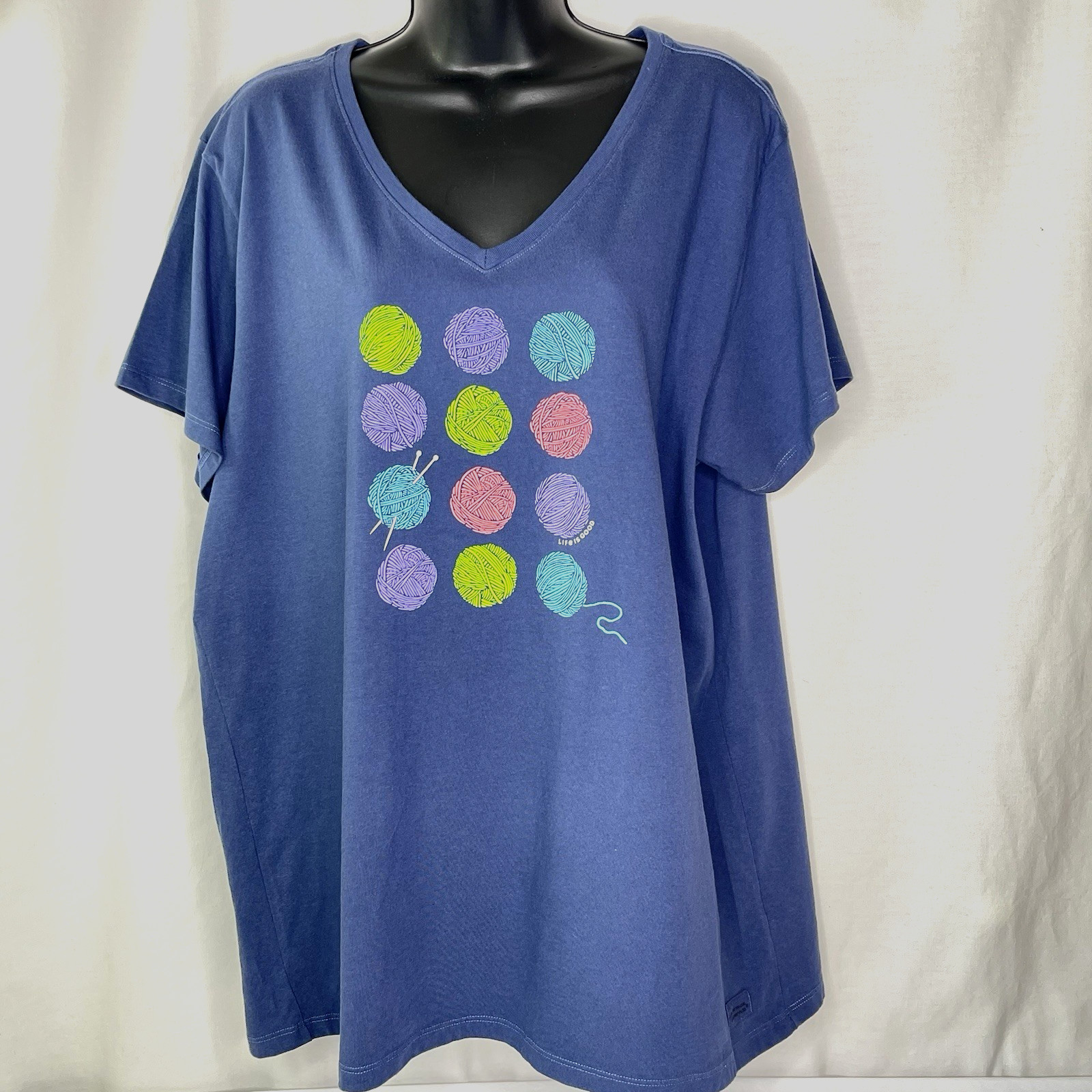 LIfe is Good XXL Women’s Crusher Tee V-Neck Short Sleeve Blue Yarn Knitting