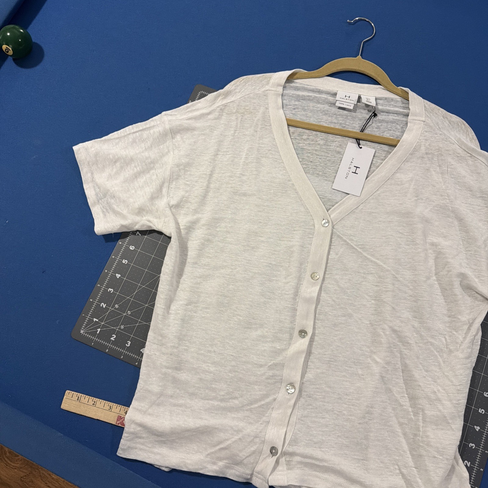 Halston Linen Top Size L White Button-Up V-Neck Beachy – New