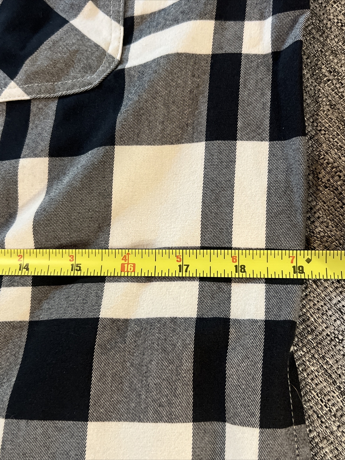 Outdoor Research Womens Sz M Kulshan Flannel Tunic Sand/Blk Plaid Button Down