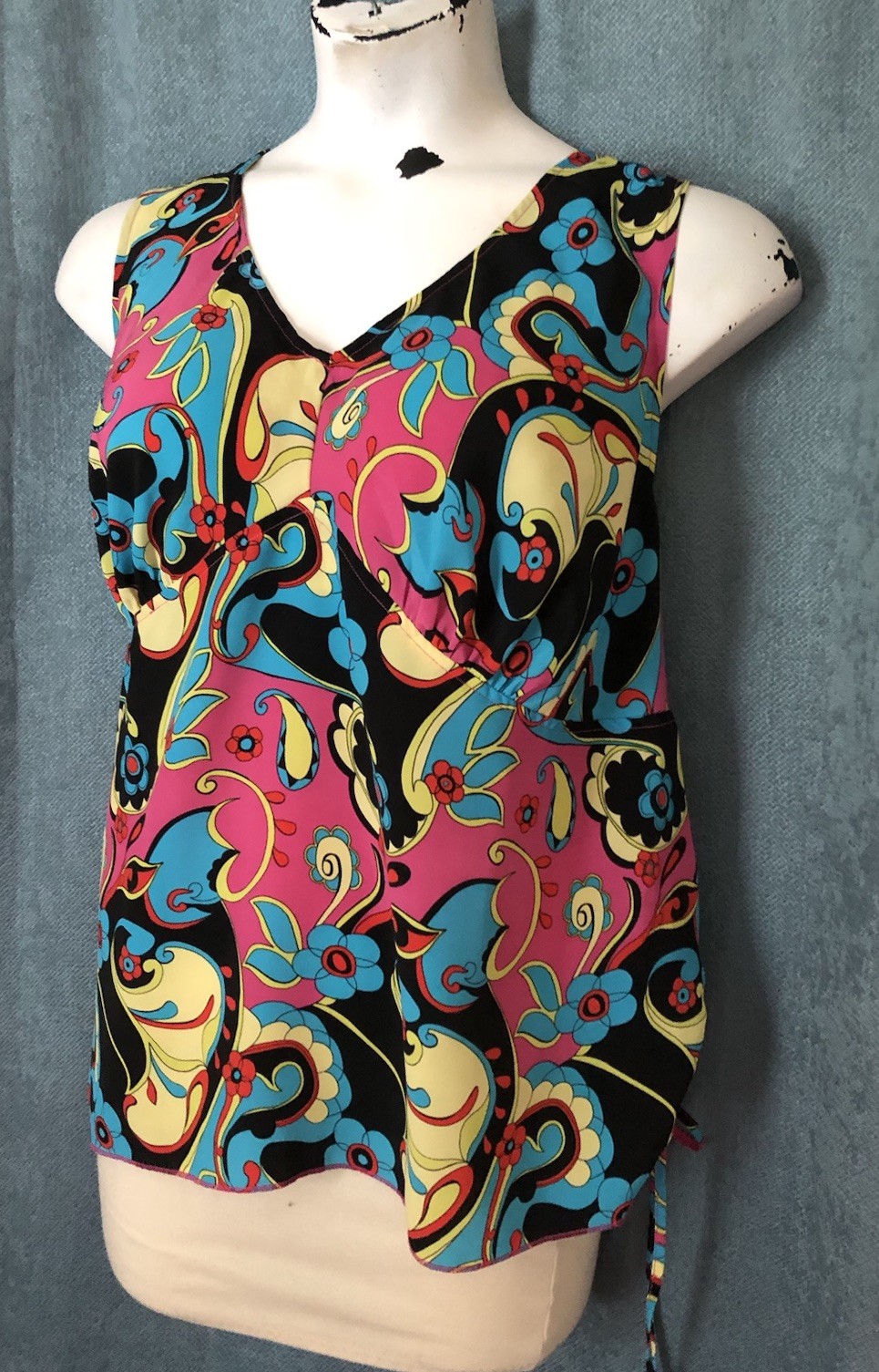 Empire Waist Tank Top Size 26W (4X) Bright Boho Floral Ruched Side Pink Blue