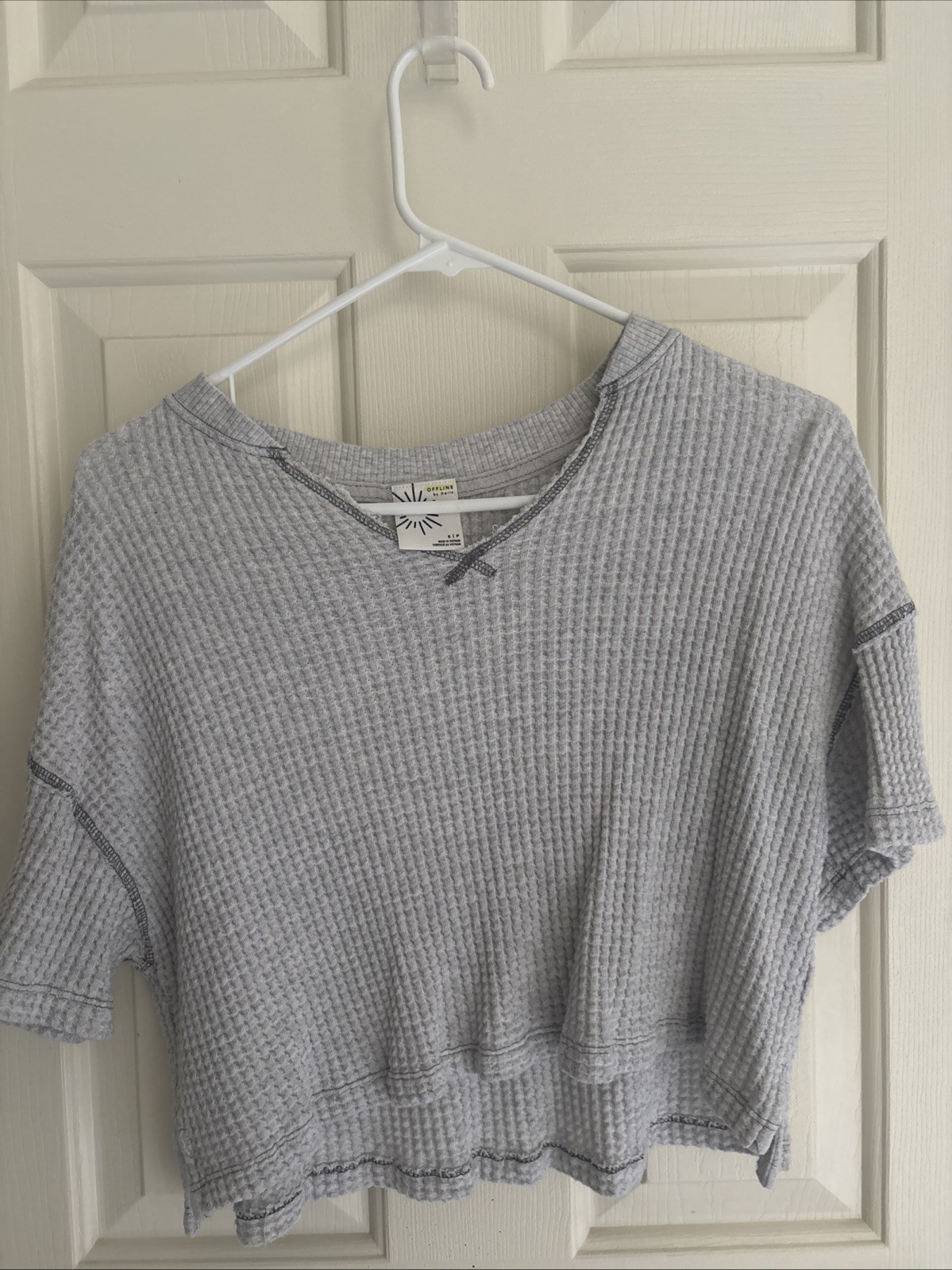 OFFLINE Aerie Wow! Waffle Notch Neck T-Shirt in Gray Size SMALL