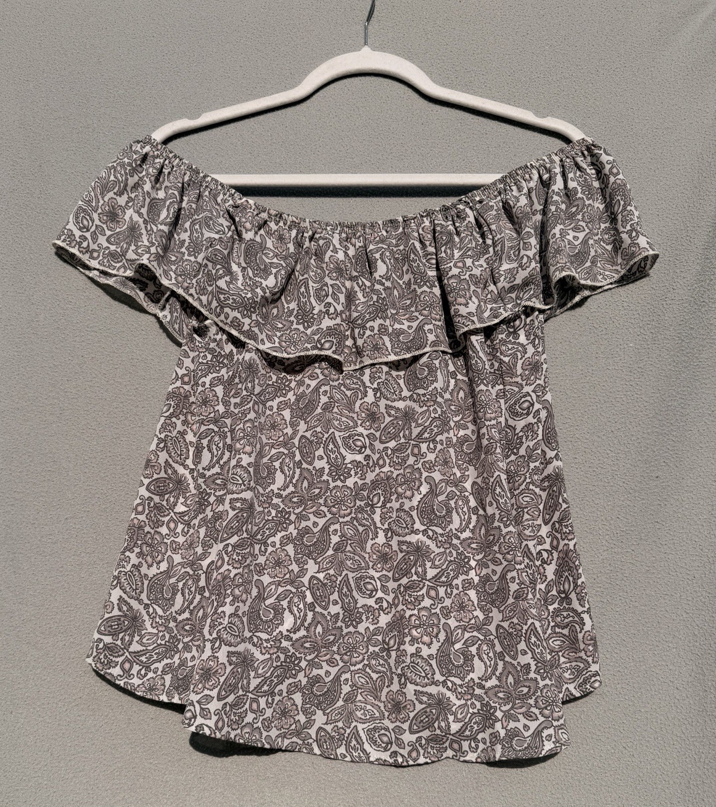 Hollister Off Shoulder Paisley Boho, Paisley Ruffle Blouse Top Women’s Large L