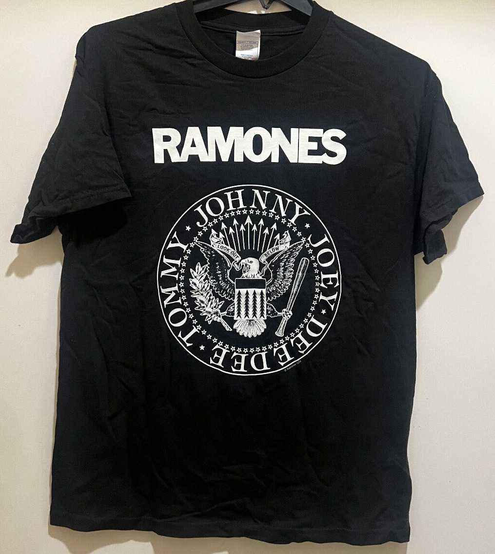 RAMONES Presidential Seal Black Color T-Shirt, Size Large – NEW Missing Hang Tag