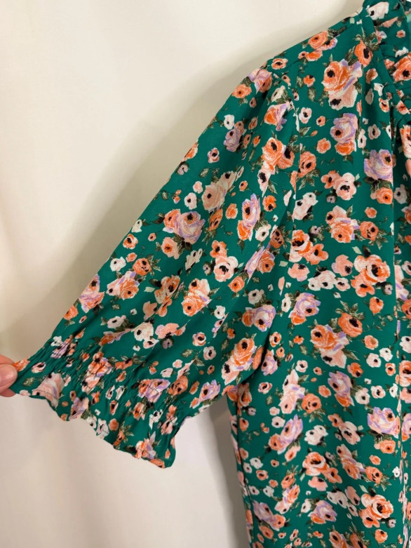 Pleione Green Floral V-Neck Ruffle Elbow Sleeve Blouse Size Large