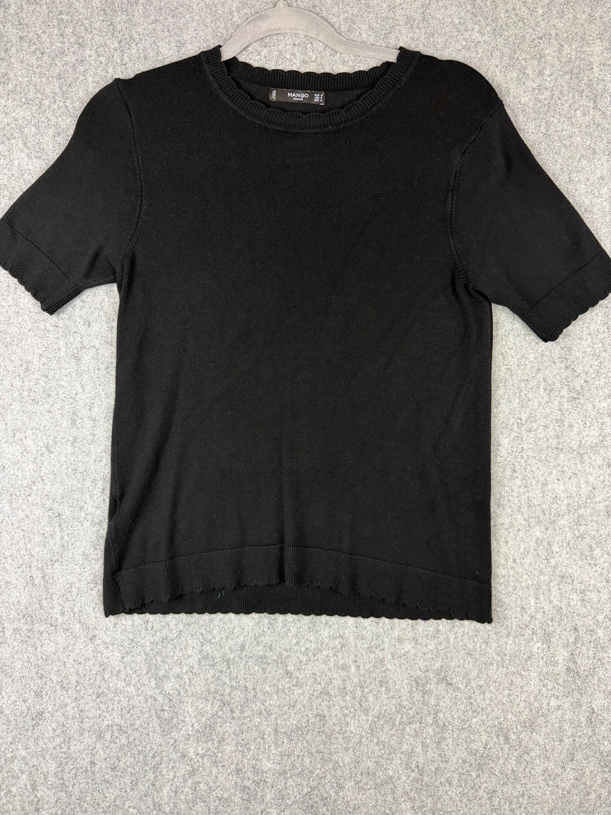 Mango Knit Top Womens M Black Short Sleeve Scallop Trim Jumper