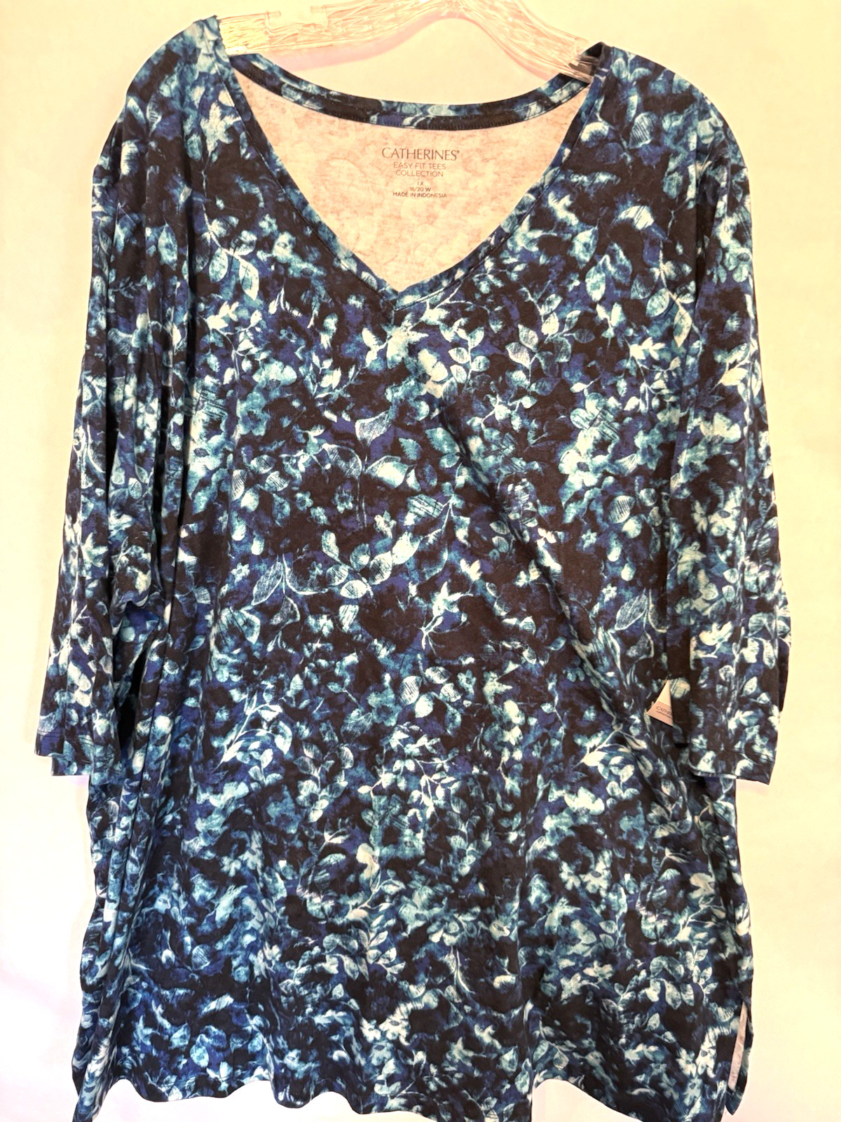 Catherines Top Womens 1X Light Blue and Blue Tee Cotton New 18/20W Blouse