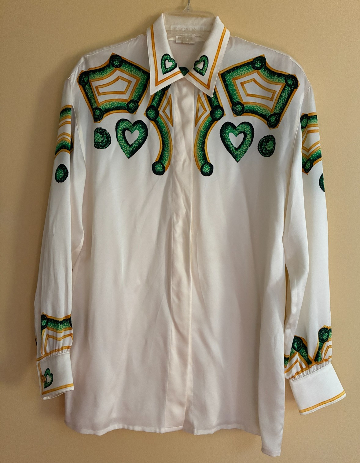 ESCADA SILK VINTAGE BLOUSE IN CREAM HEART PRINT IN GREEN YELLOW 38 FITS L