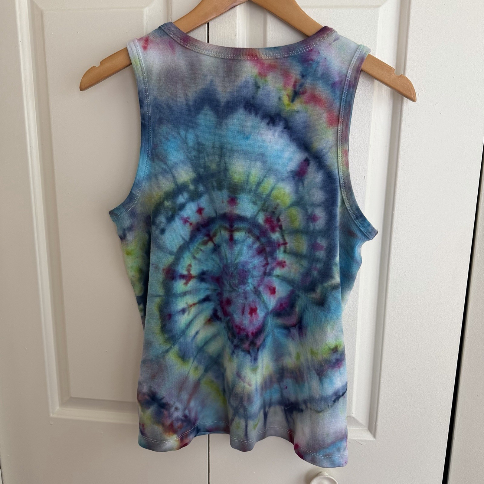 NEW Tie Dye Tank Top Women’s XL Rachel Zoe Super Soft Stretchy Blues Green Red