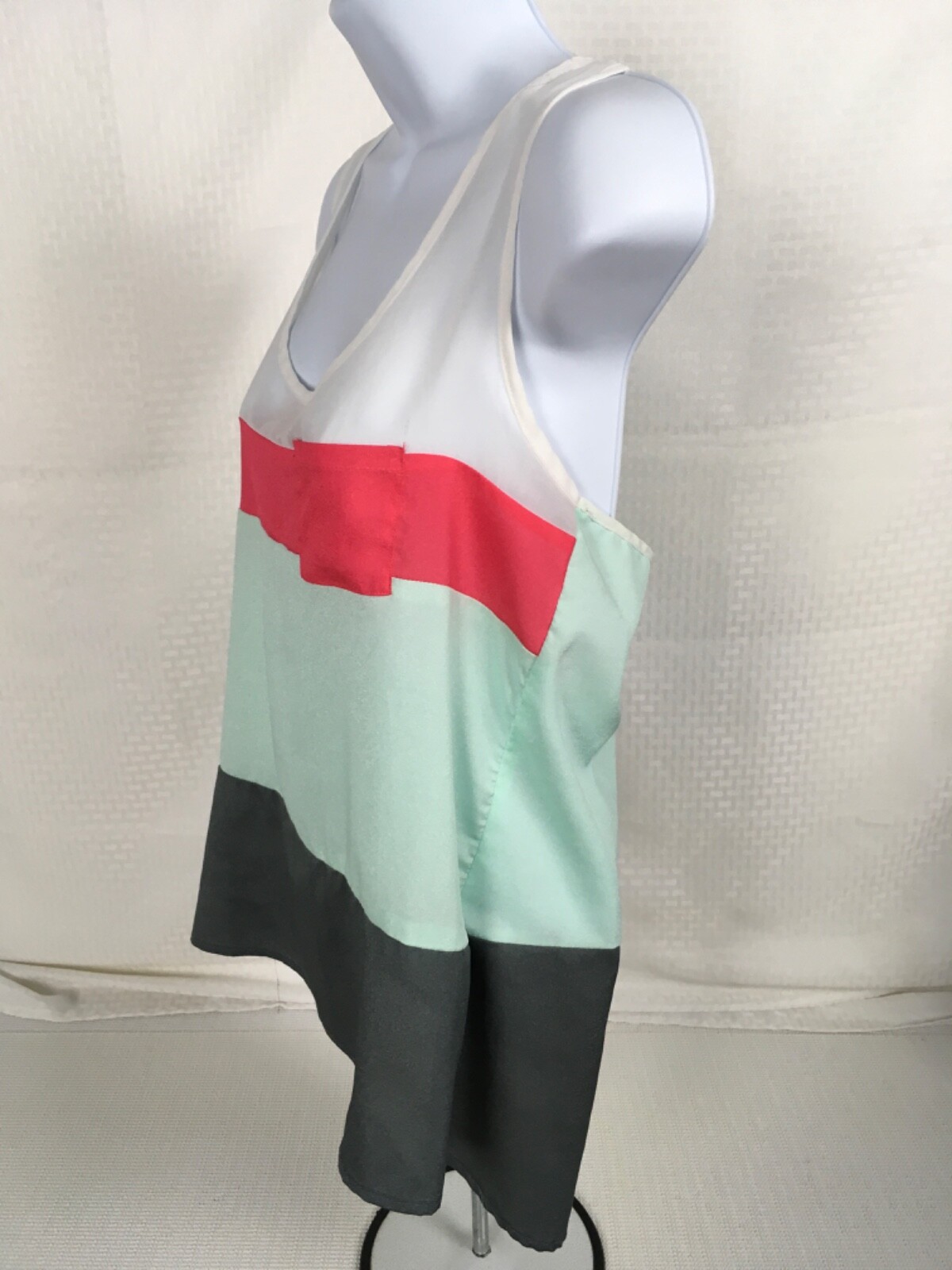 Ambiance Apparel Tank Top Sz M Semi Sheer Dark Gray Green Pink Pocket Scoop Neck