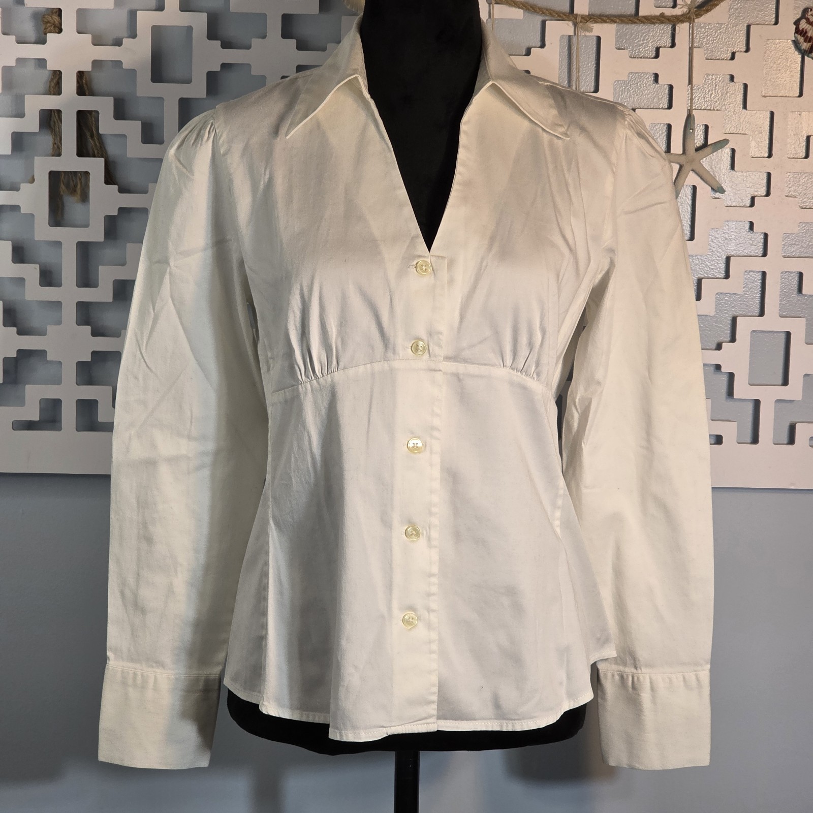 Banana Republic Petite White Stretch Cotton Blouse Empire Waist Button Up PL