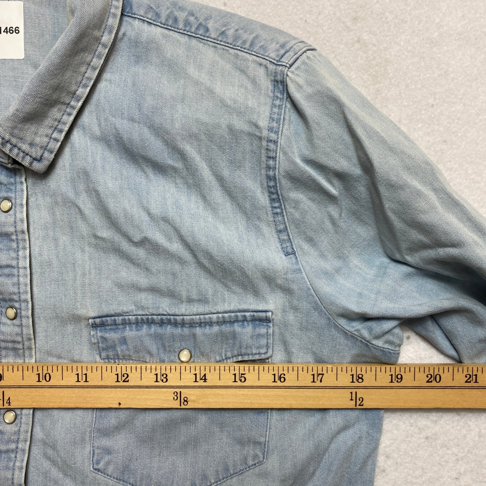 Aerie Denim Shirt Womens Small Blue Pearl Snap Cotton Button Up