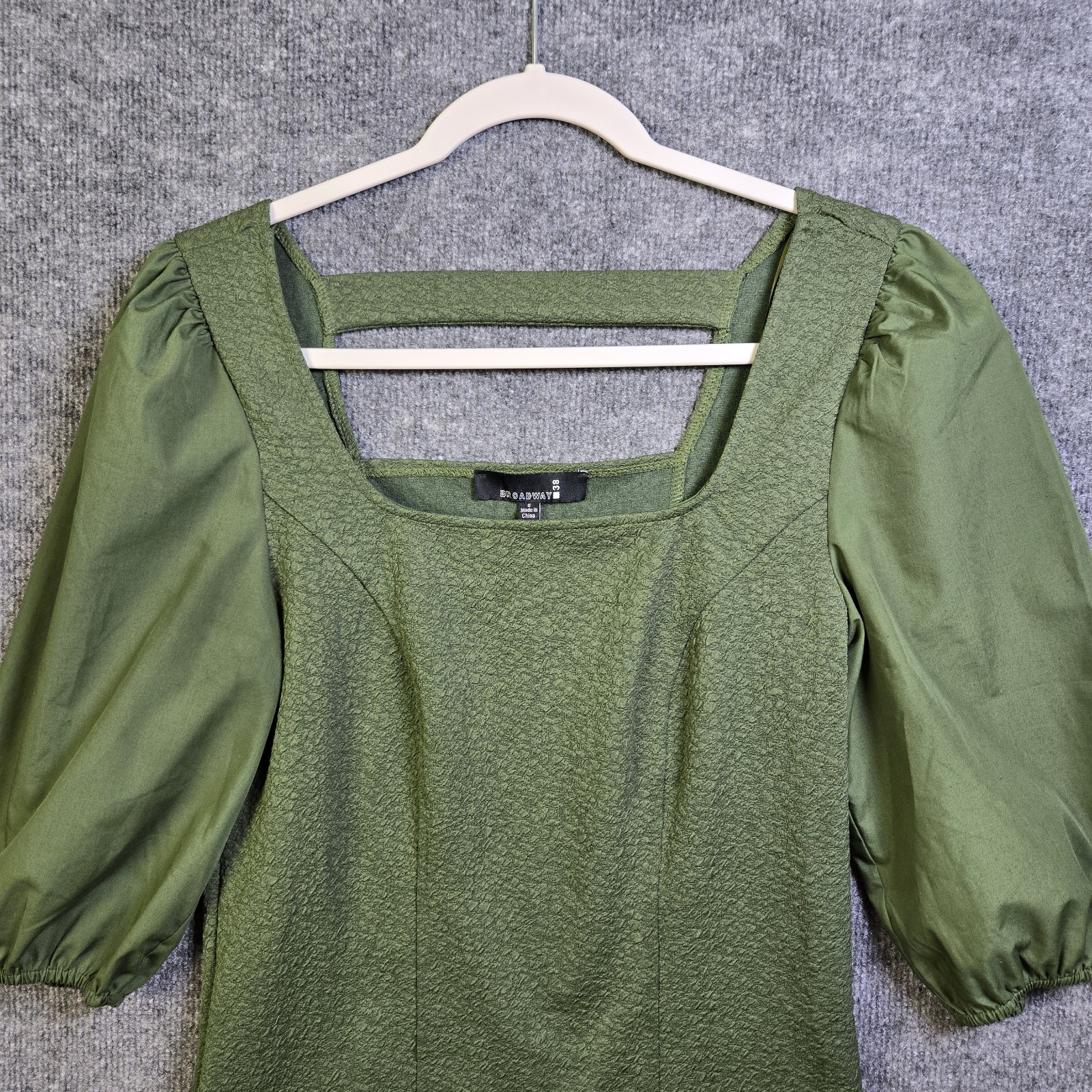 Broadway 38 Top Womens S Forest Green Textured Puff Sleeve Milkmaid