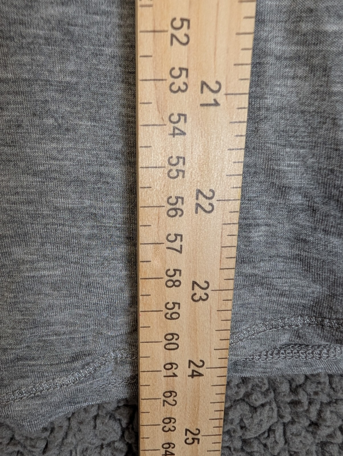 Label + Thread Elle Block Crew Gray Soft Long Sleeve With Black Sleeves Size Med