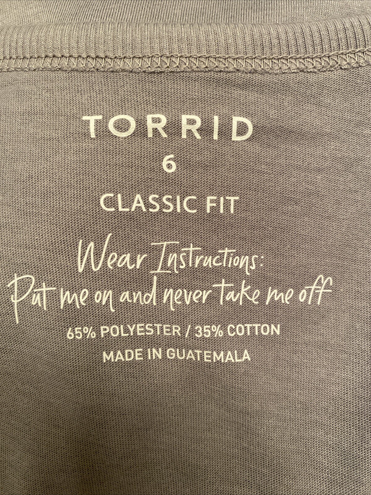 TORRID LONG SLEEVE TEE SHIRT V Neck TOP SWEATSHIRT 6 6X 6XL 30 NEW