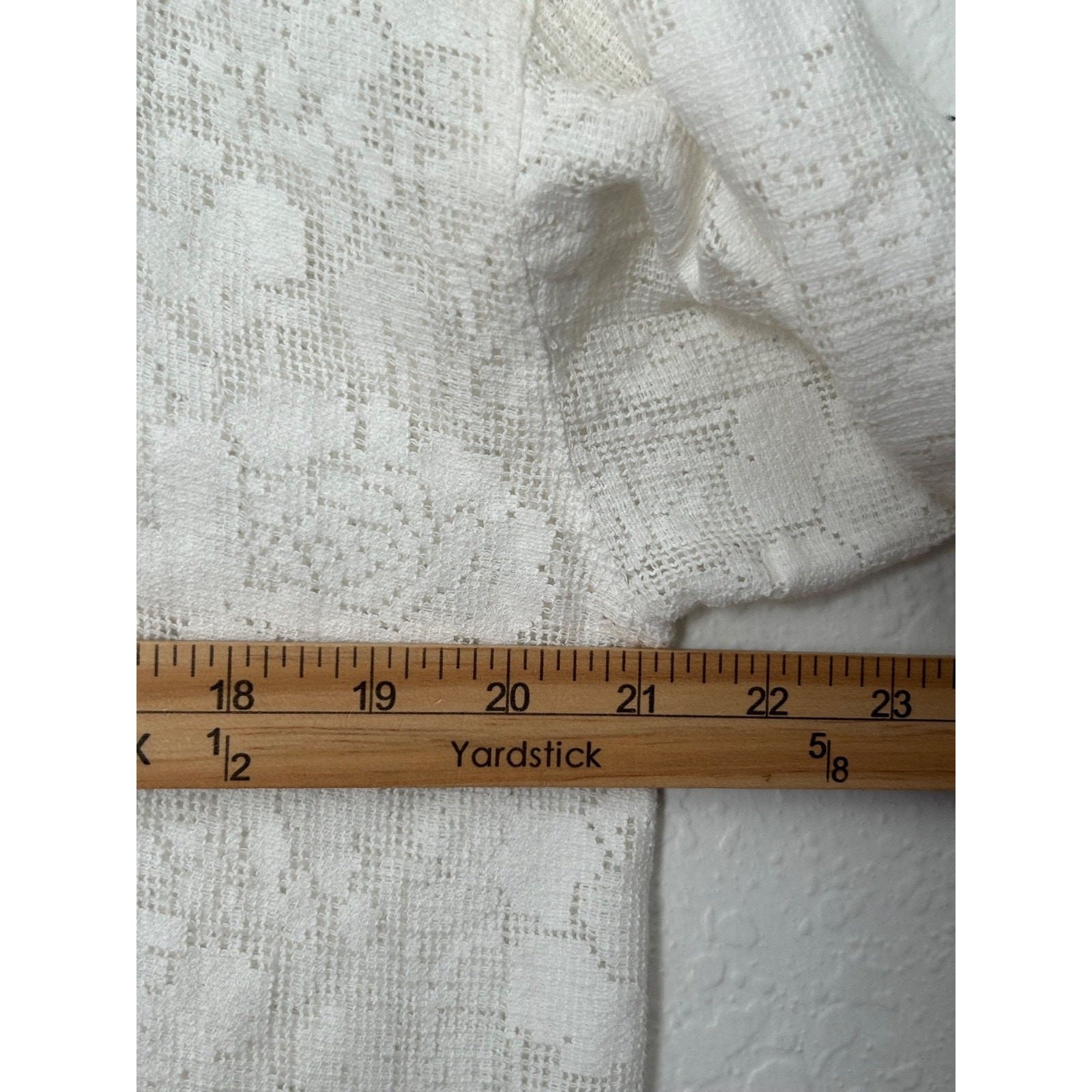 Vintage QPS Top Size M 100% Cotton Floral Lace Embroidered Button Up Blouse