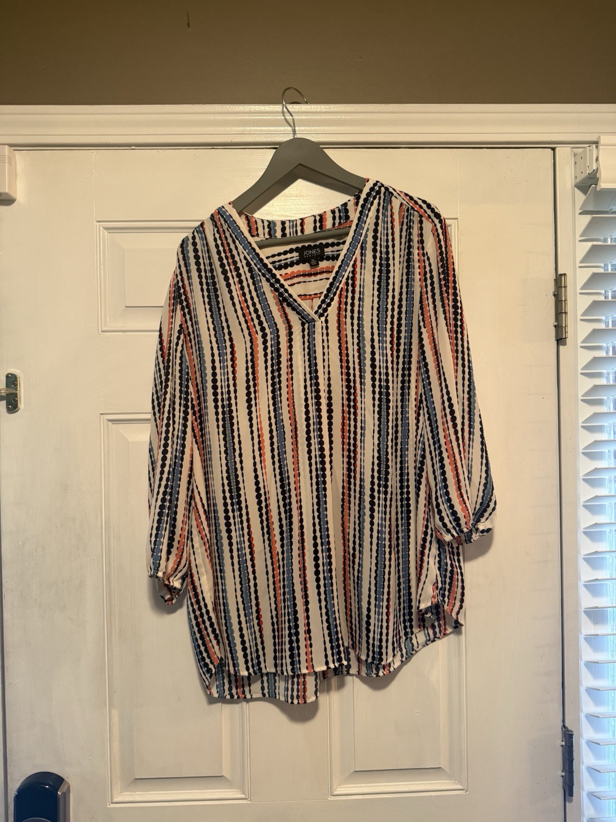 Jones New York V-Neck Pleat Front Tunic XL Cream Coral Blue Vertical Striped Dot
