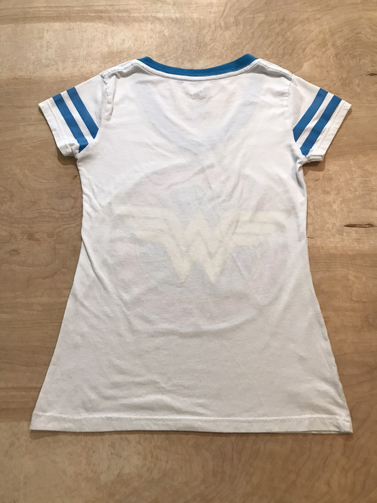 DC Comics Wonder Woman Top Size M (7/9) Multicolored Women’s V-Neck