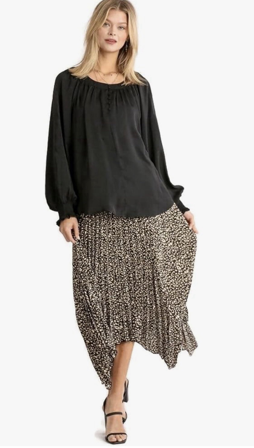 Umgee Womens medium black Blouse Flare Sleeve Tunic bohemian western peasant