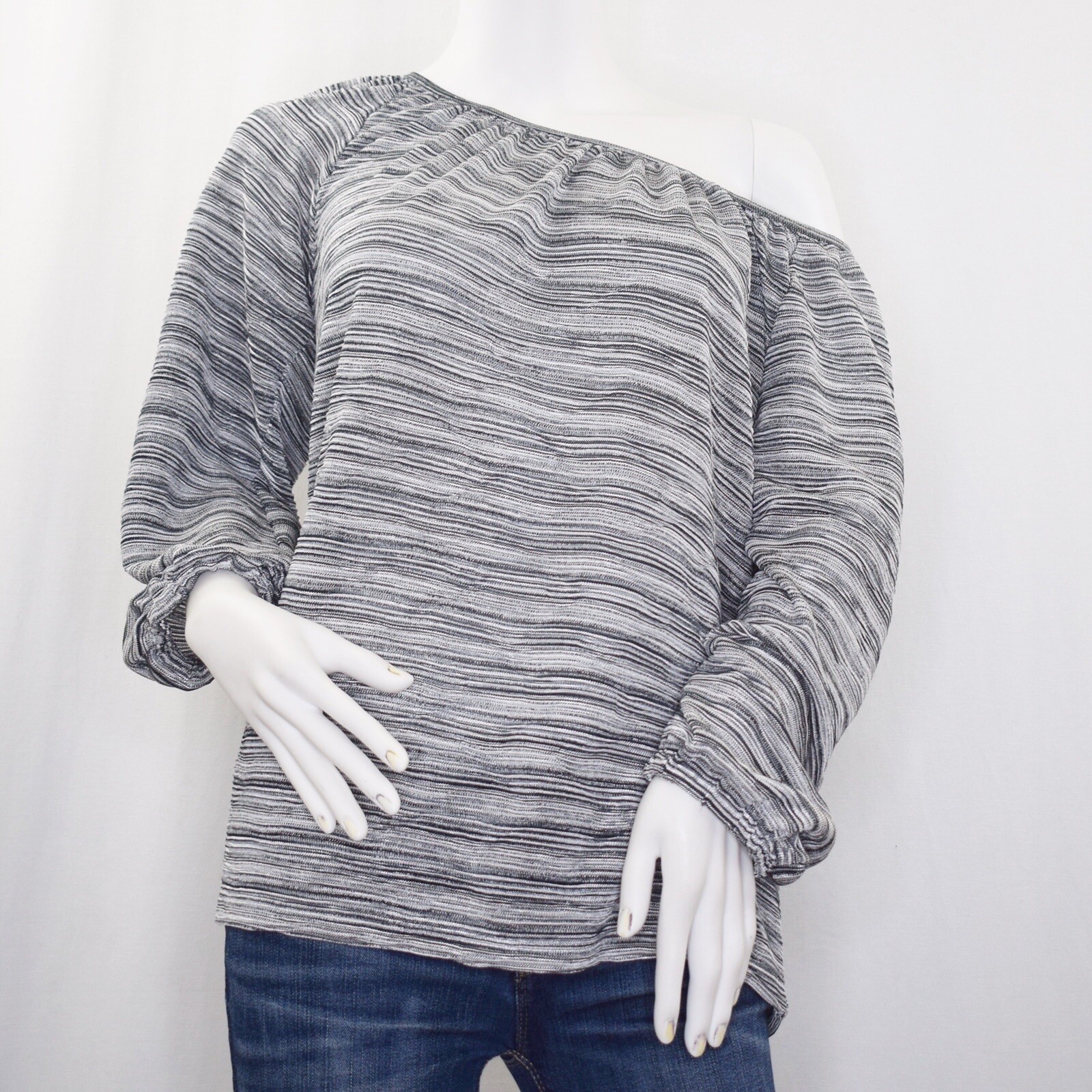 Vintage Unlisted Women’s Size S Raglan Sleeves Blouse
