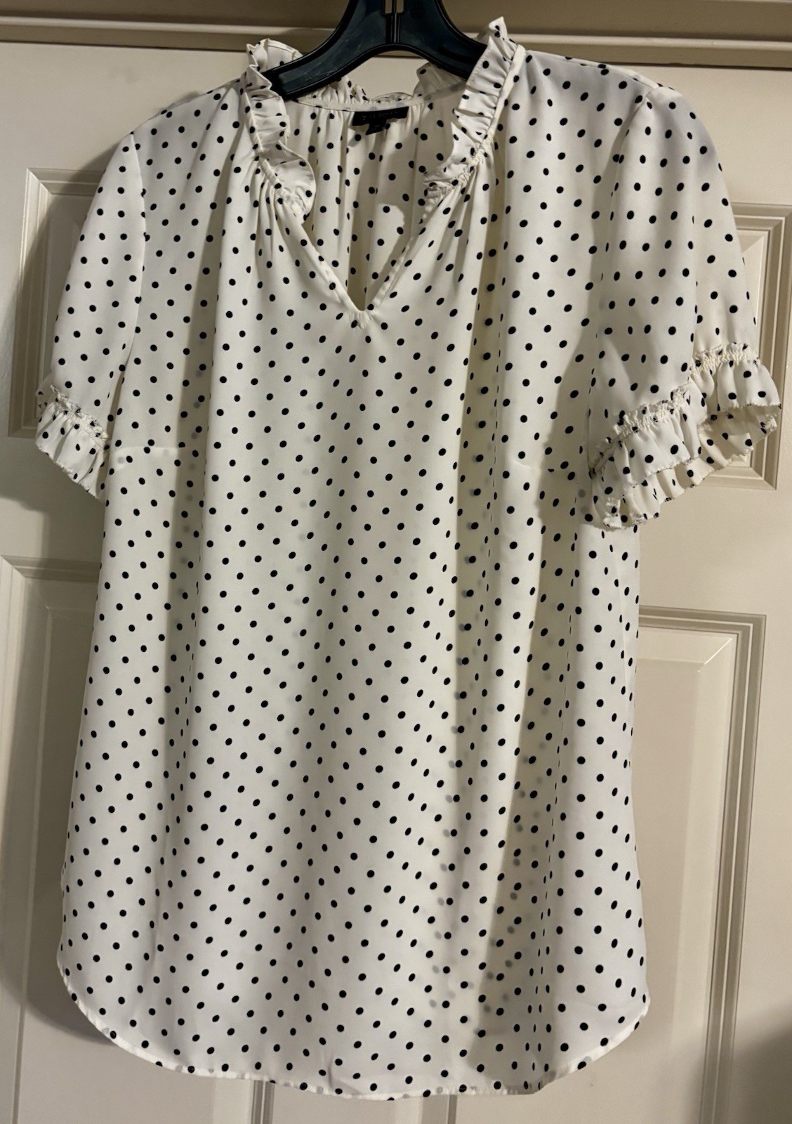 Talbots Coastal Preppy Old Money Quiet Luxury Polka Dot Silky Satin Size M