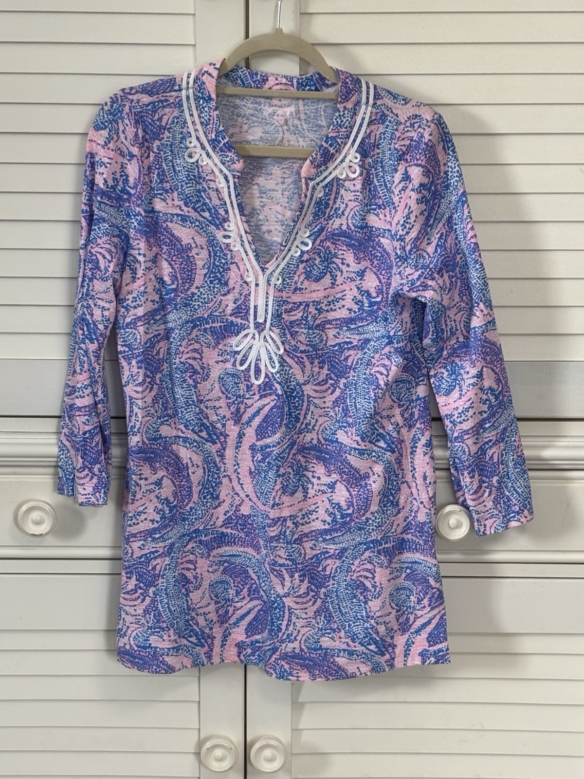 Lilly Pulitzer Pink, Blue & White Long Sleeve Embroidered Medium Ladies Top NWOT