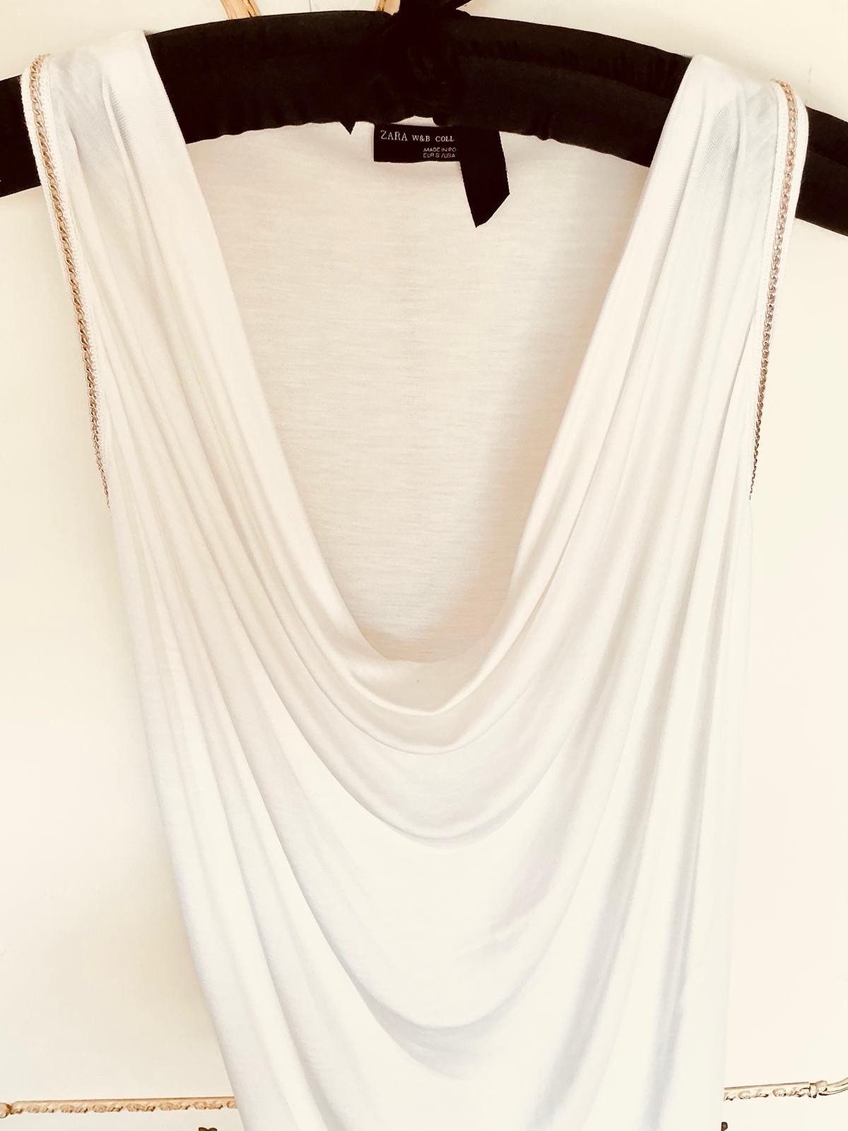 H&M Size S ( 10 – 12 ) Ivory / Gold Chain Trim Drape Neck Silky Jersey Top. VGC