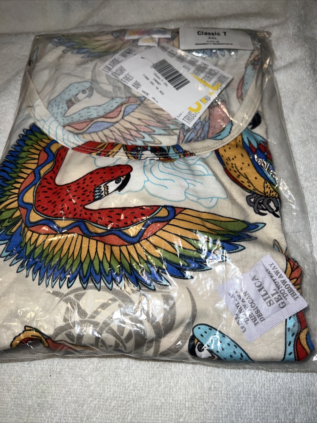 NEW Lularoe Classic T Shirt Top Tan Parrot Floral Tropic 🦜 3XL 26/28 24/26 3X