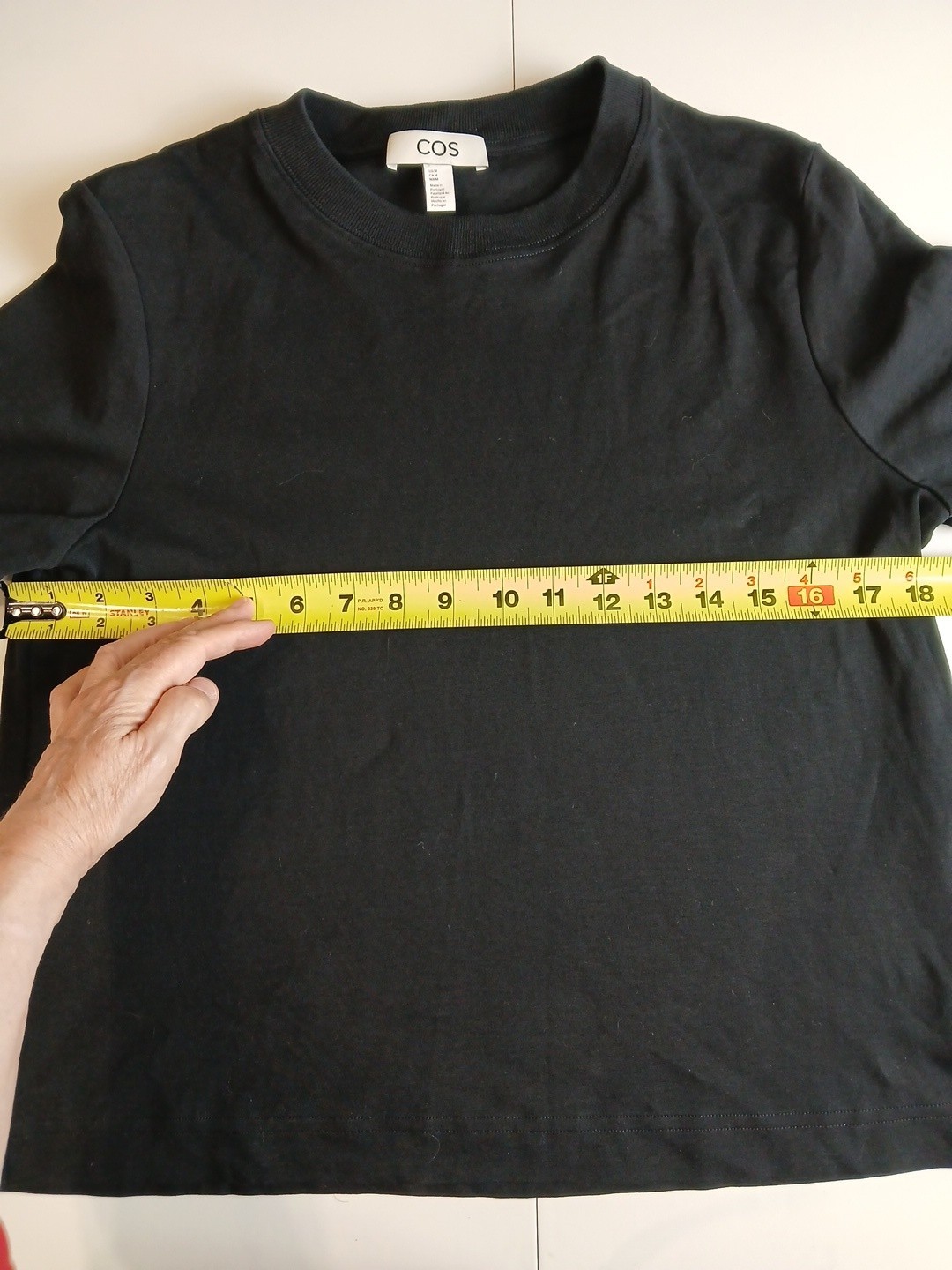 NEW COS Clean Cut T-Shirt Black Heavyweight Organic Cotton Crew Neck Boxy Medium