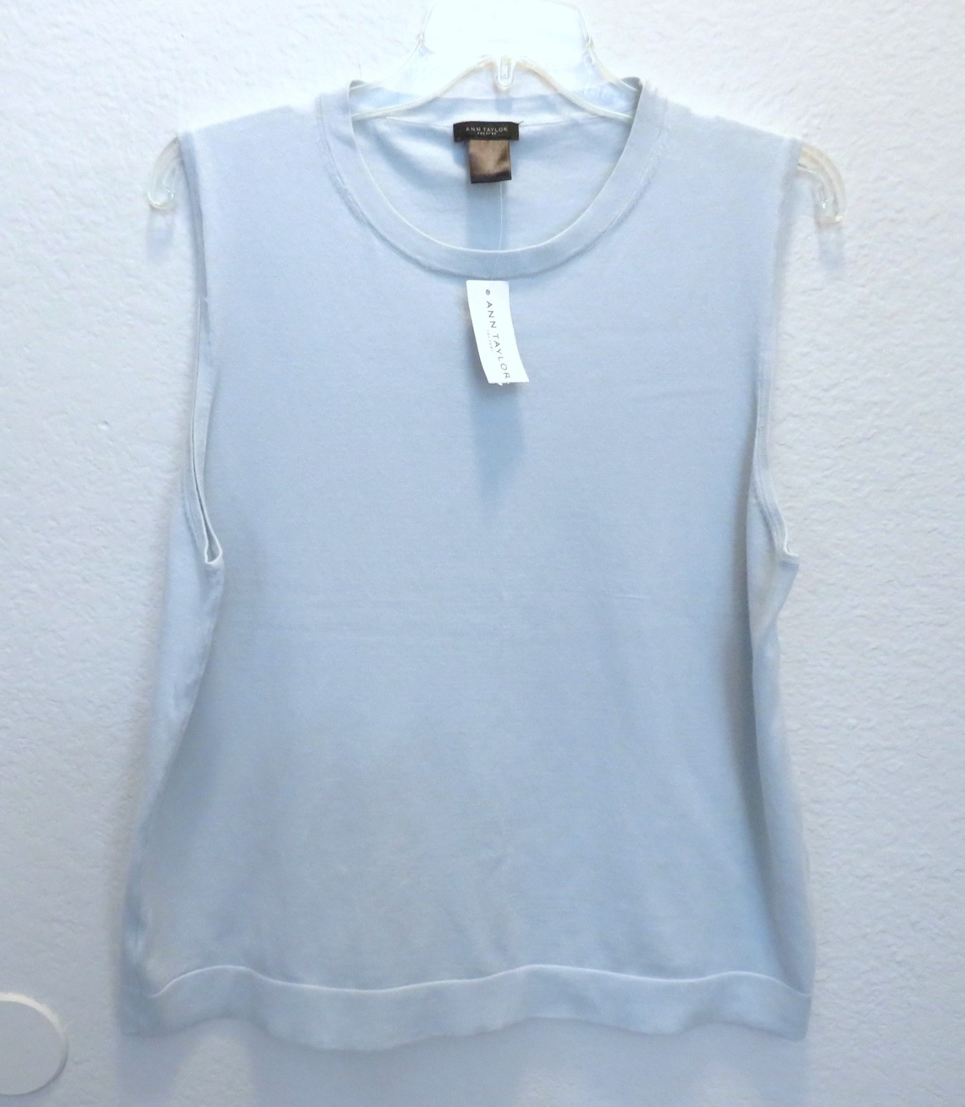 NWT Ann Taylor Knit Top Size S Blue Sleeveless Crew Neck Cotton Nylon DR