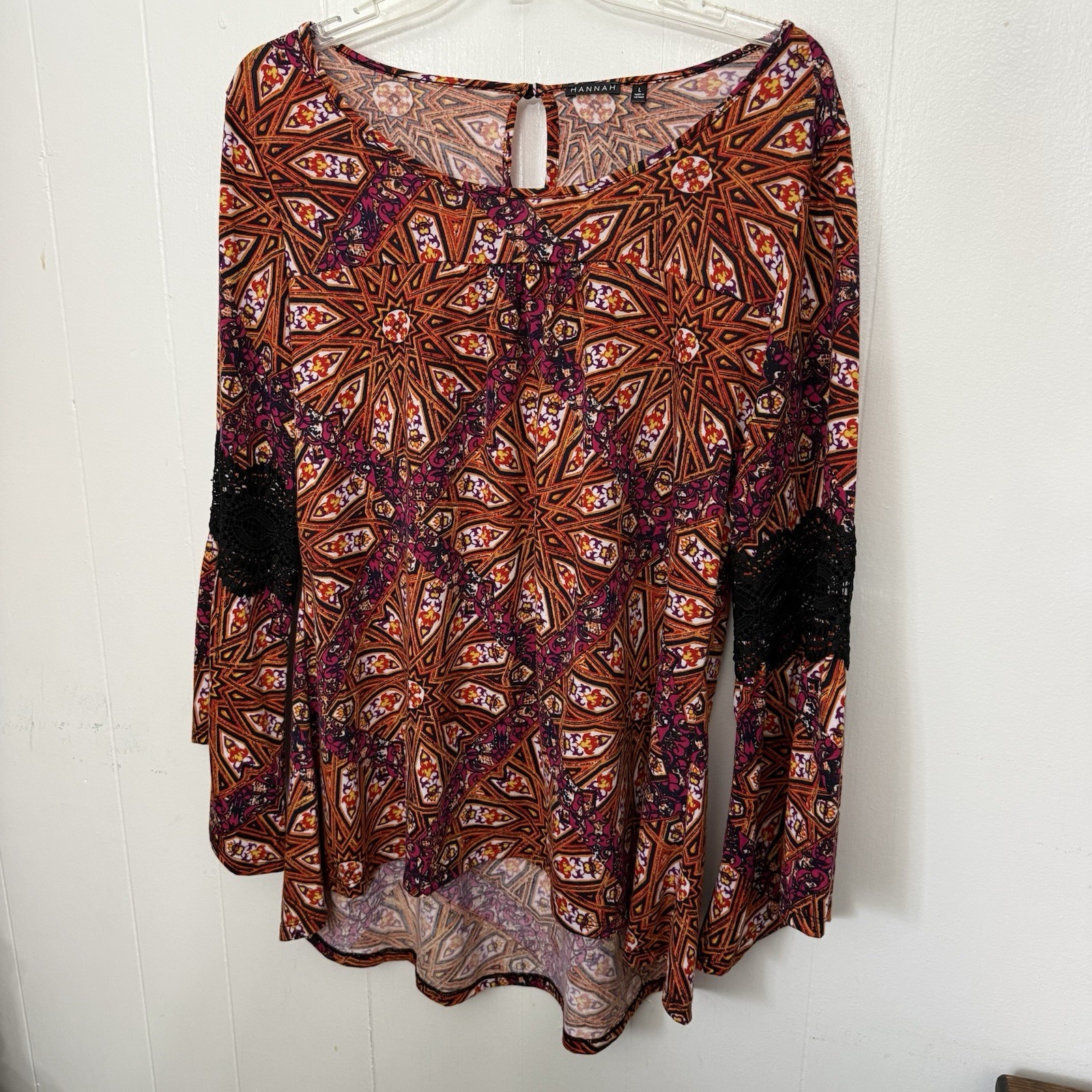Hannah Boho Geometric Print Top L Crochet Sleeve Bell Boho Festival Hippie Retro