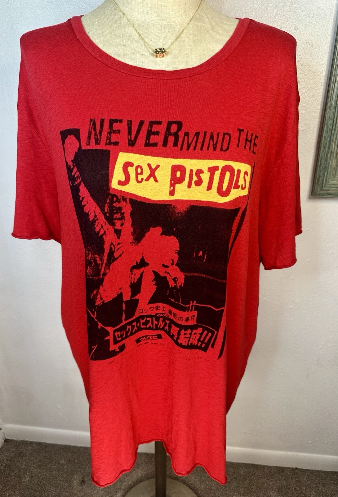 Treasure And Bond Sex Pistols Band Tee Women’s XL Lightweight Rock Grunge Cotton