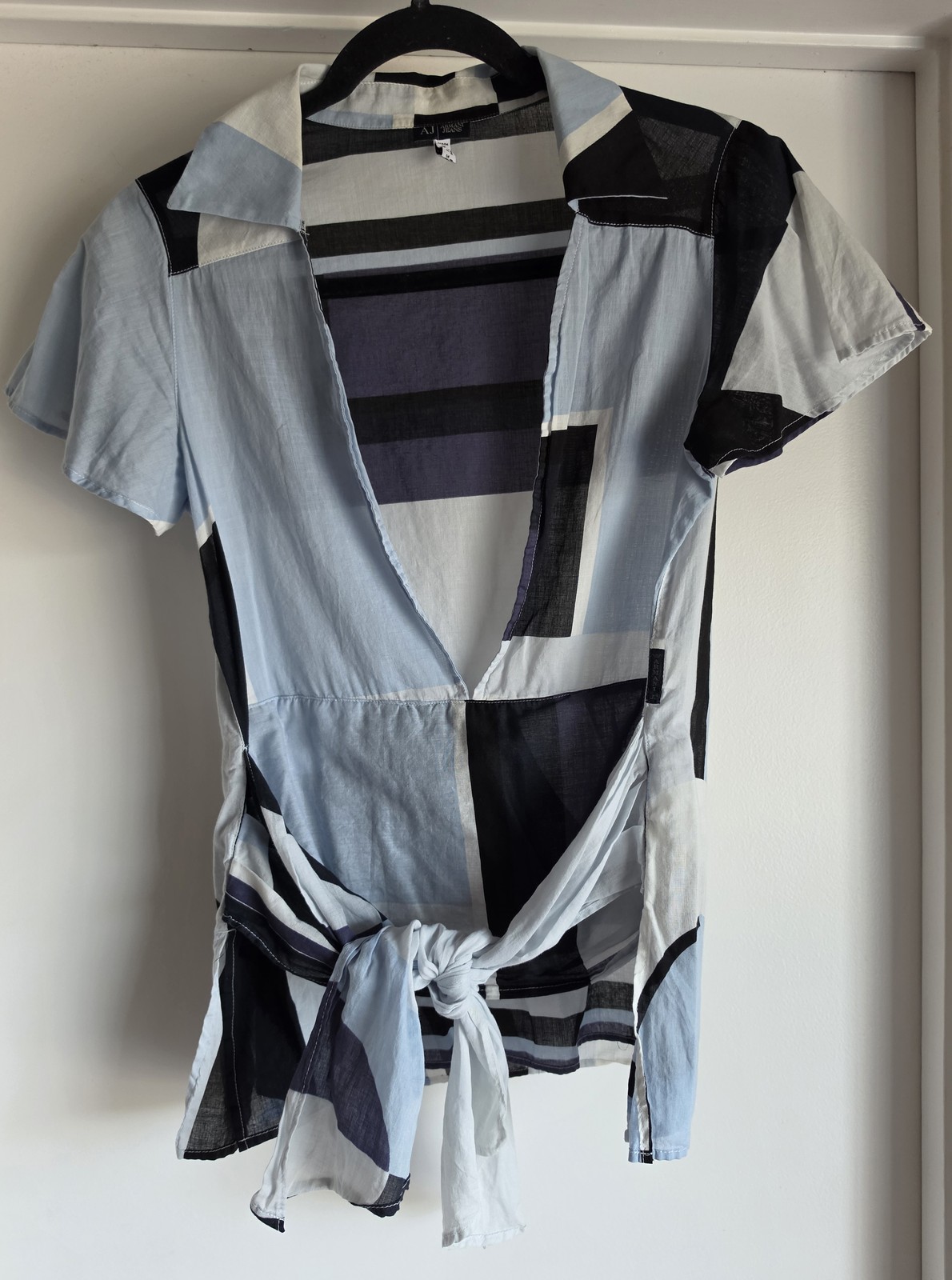 Armani Jeans Blouse Women M Blue Black White Geometric Collared Cotton Top
