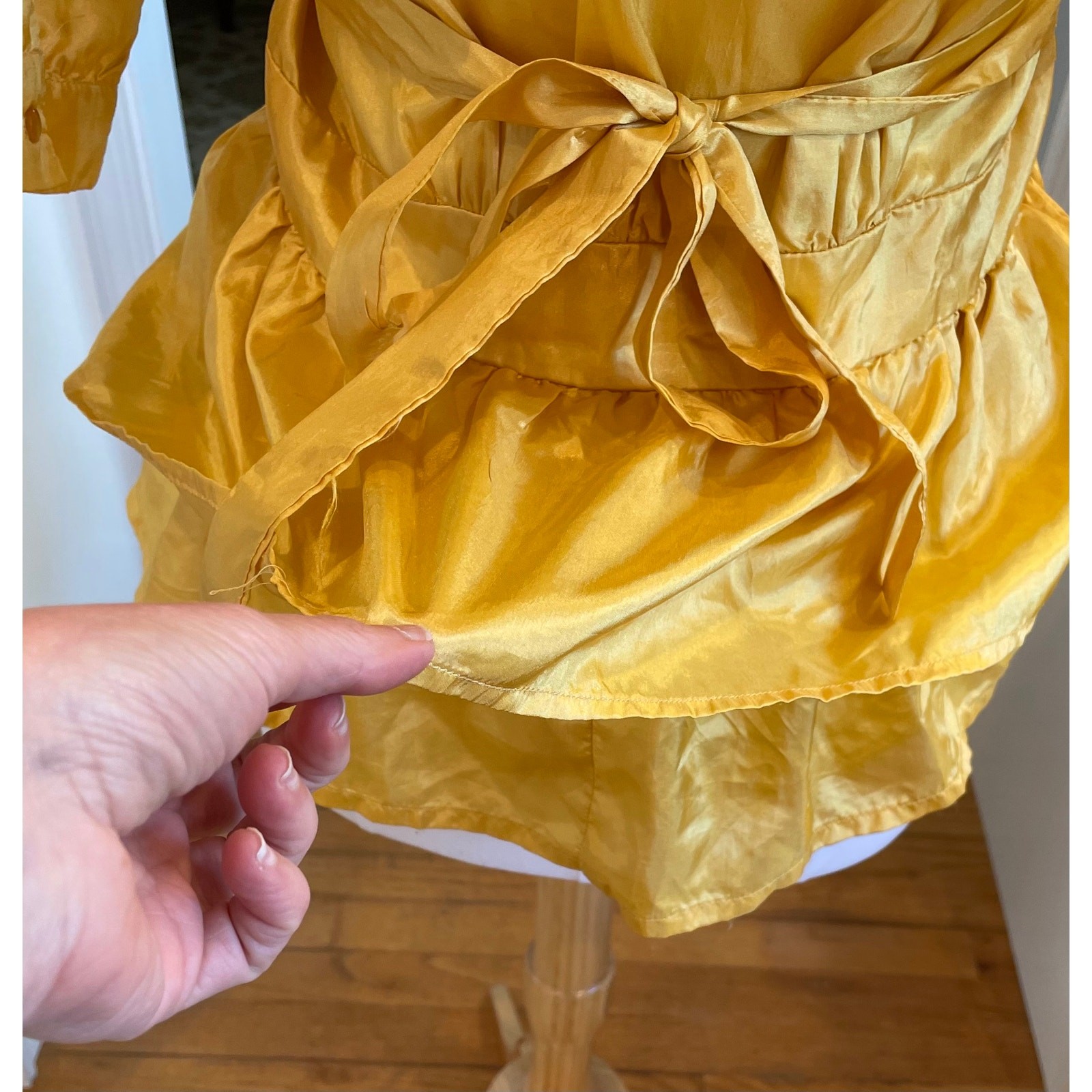 Vintage Galeno Gold Silk Short Sleeve Blouse, Lace, Ruffle, Belt / Tie, Size M
