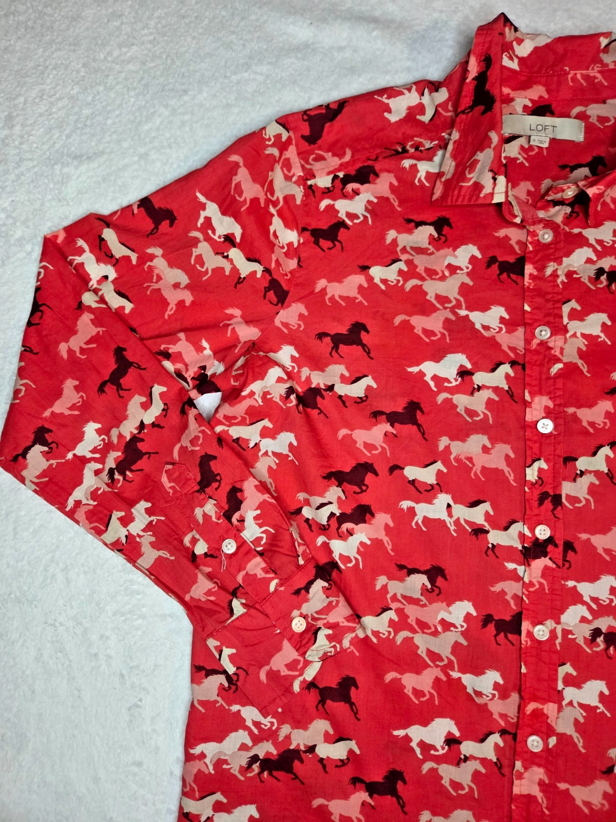 LOFT Shirt Womens Small Red Cotton Long Sleeve Horse Print Button Up Equestrian