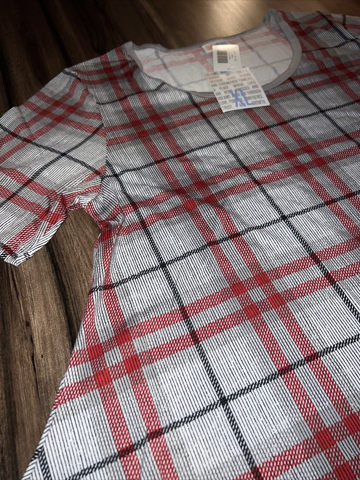 Lularoe Perfect T White Black Gray Red Plaid Full Tunic XL 18/22 Plus Shirt New