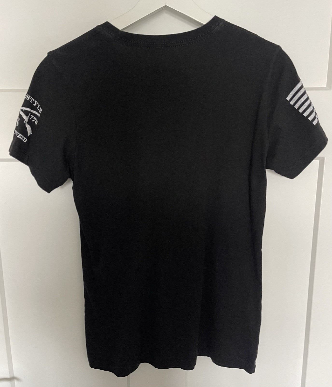 GRUNT STYLE Shirt Black Beautiful Badass Top Women’s LARGE Excellent Condition!!
