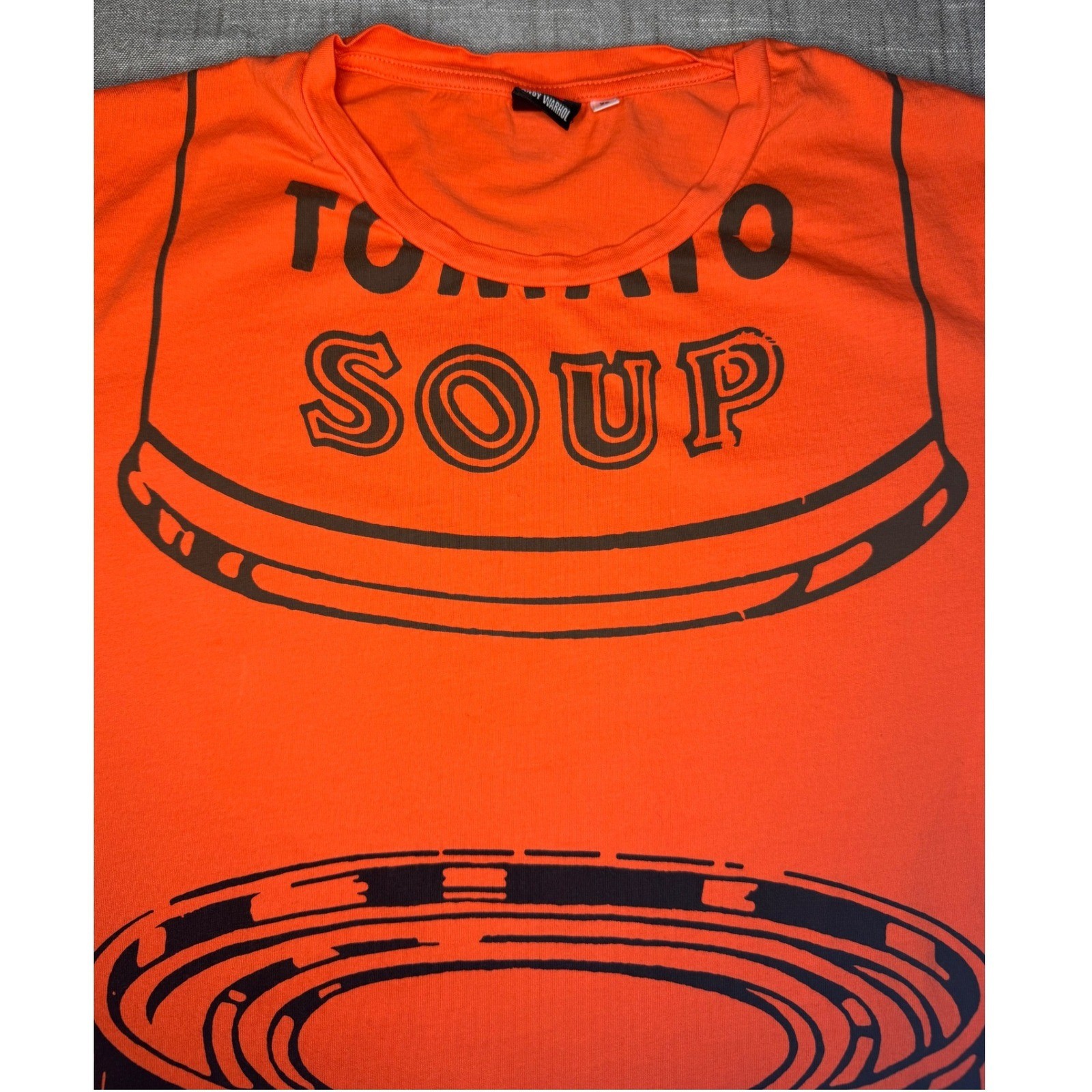 Vintage Uniqlo Andy Warhol Campbell’s Tomato Soup Graphic T-Shirt Orange XS