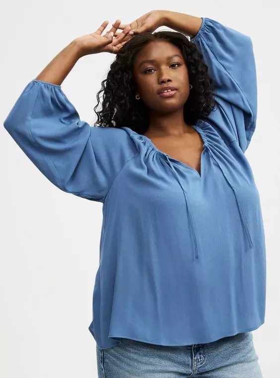 Torrid Sz 2 (18/20) Crinkle Gauze Relaxed Popover Blouse Cornflower Blue Boho