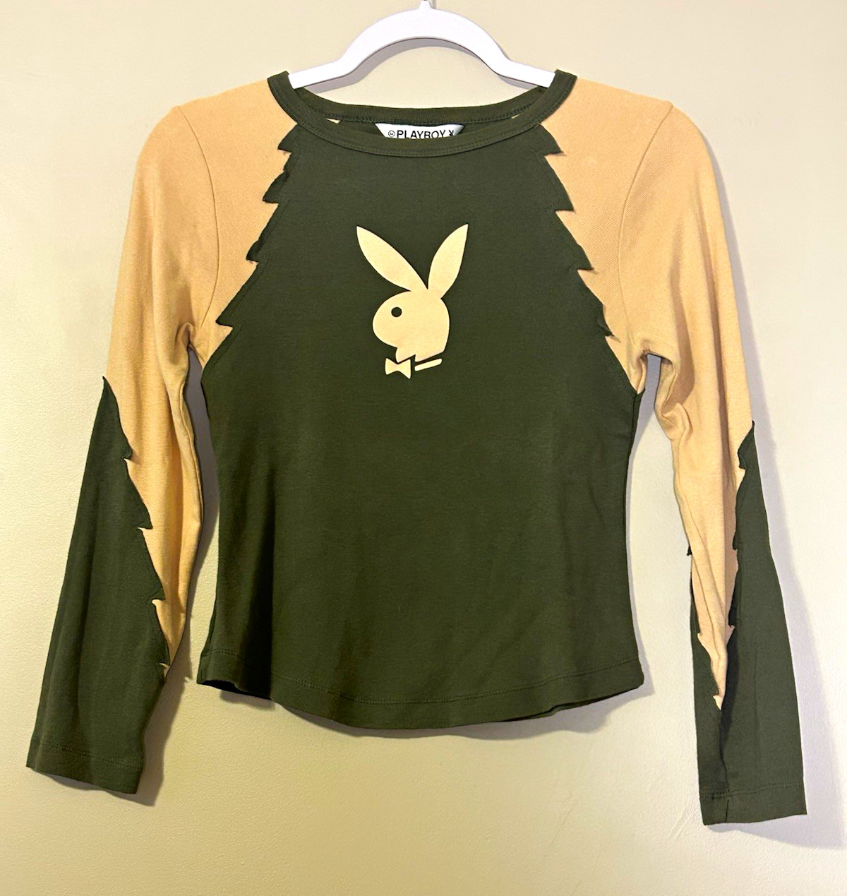 Playboy Women’s Green Beige Colorblock Crew Neck Bunny Logo Long Sleeve Tee M