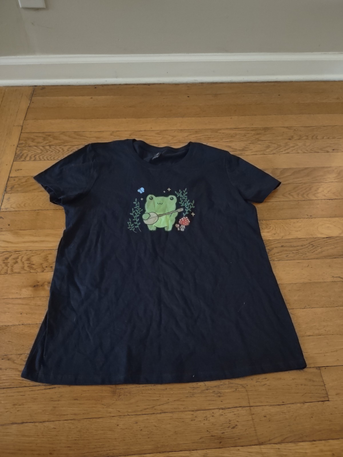 frog with banjo black graphic tee from gildan 100% cotton size medium