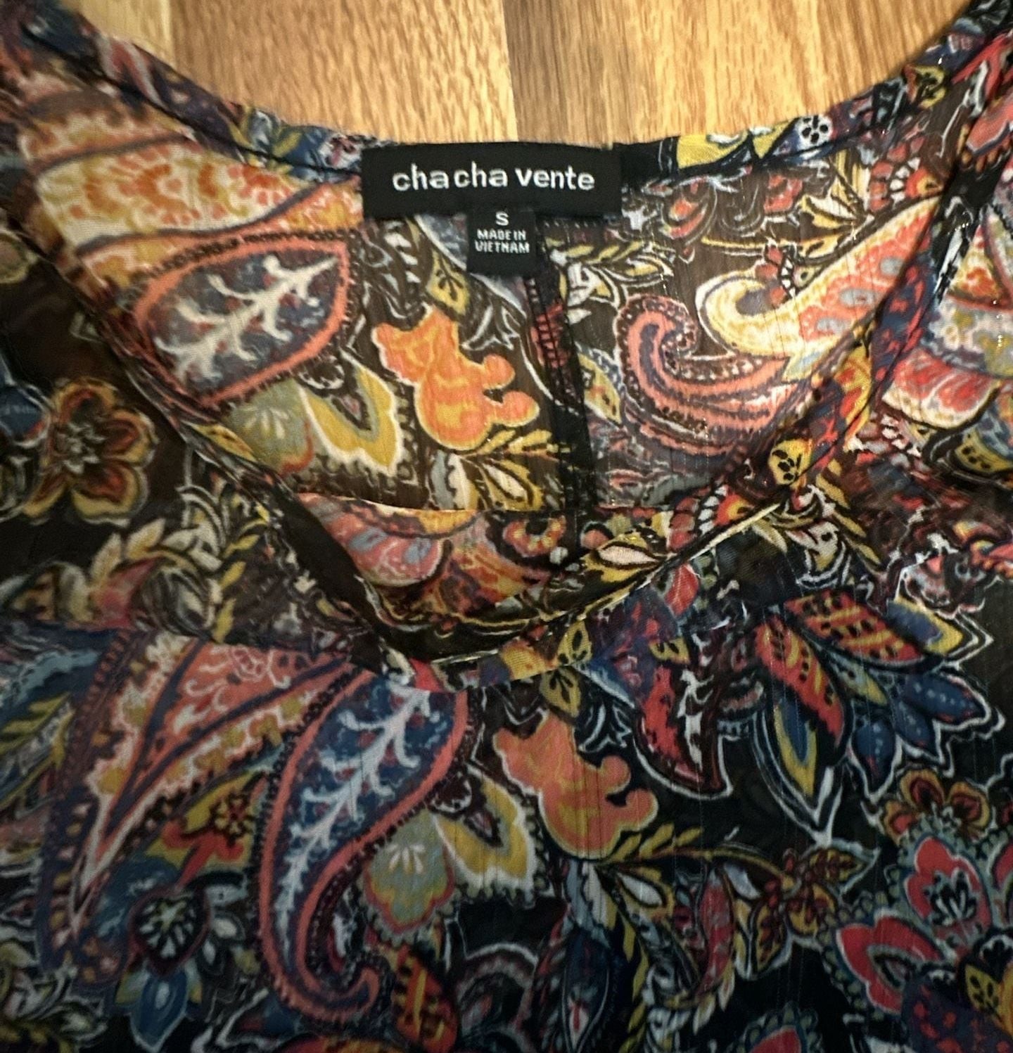 Chacha Vente Women’s Short Sleeve High-Low Paisley Print Sheer Tunic Top Size S