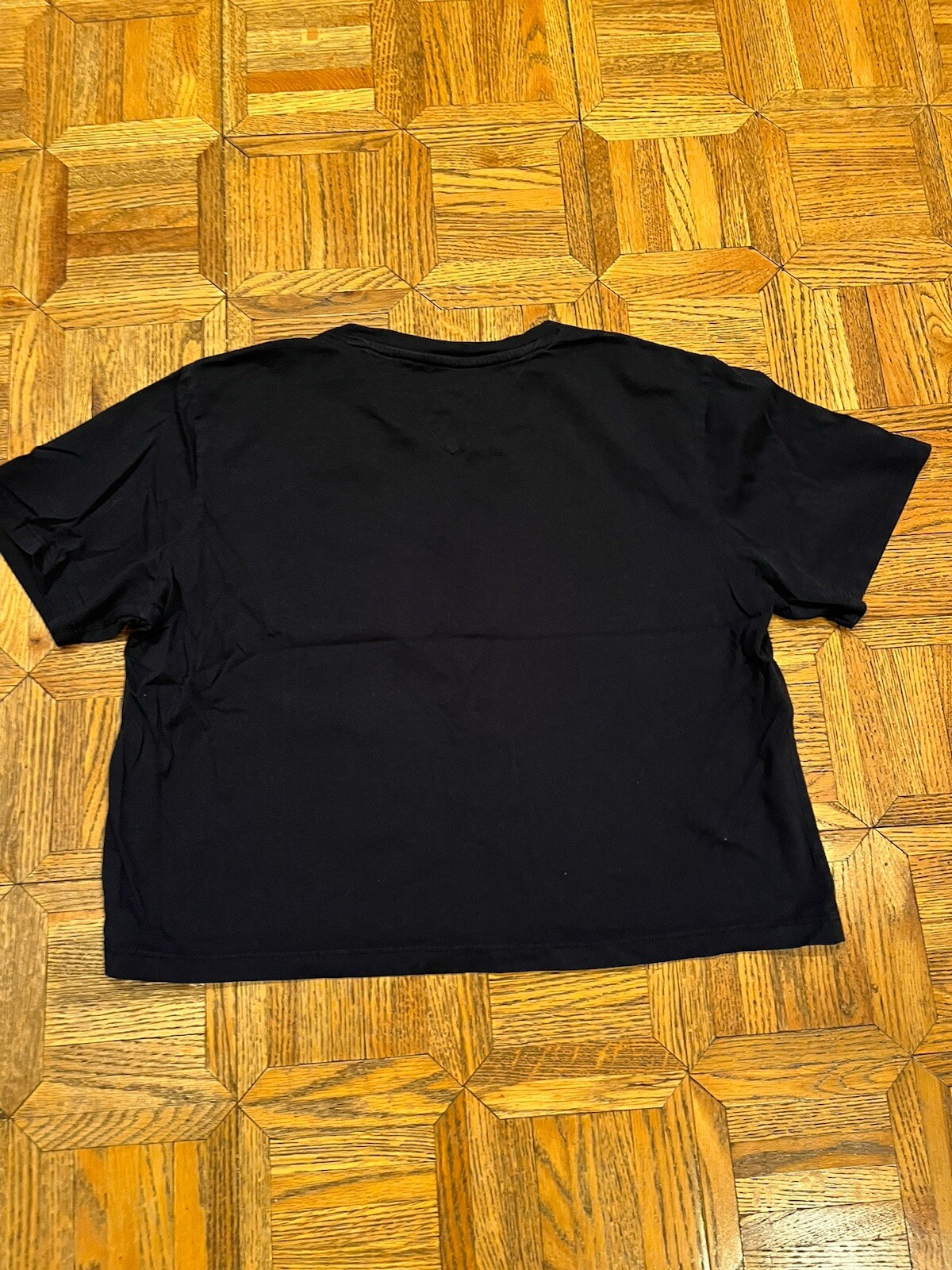 Tommy Jeans Women S Dark Navy Blue Cropped T Shirt Flag Logo Short Sleeve Boxy