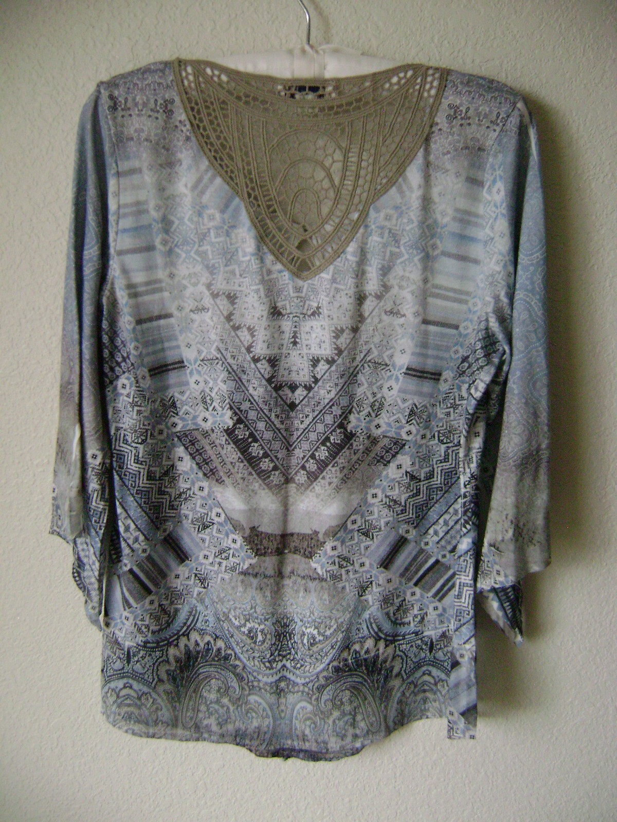 ONE WORLD WOMEN’S PEASANT TOP S SMALL BLUE BOHO BLOUSE KEYHOLE CROCHET BACK