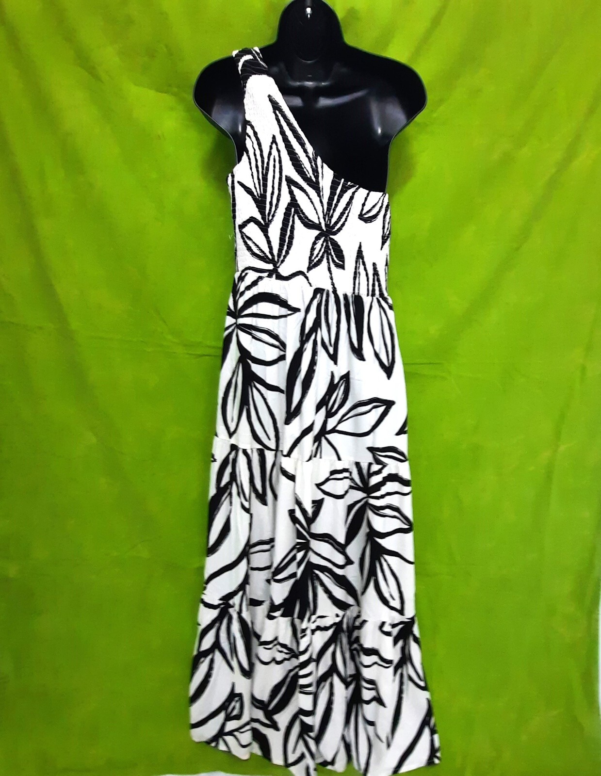 ATL Abel The Label Sz XL black white Australia one shoulder rayon back to school