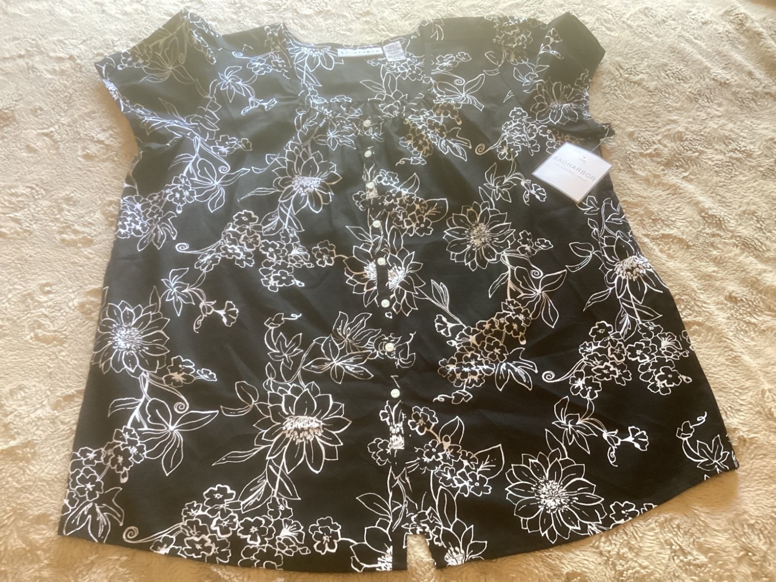 Sag Harbor Size L Black & White Chic 100% Cotton Button Shirt NWT