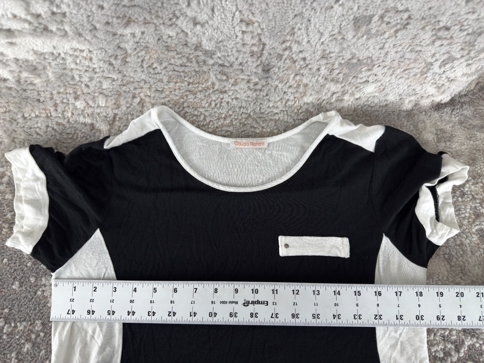 Claudia Richard Size Minimalist Casual Top Black White Short Sleeve Pullover