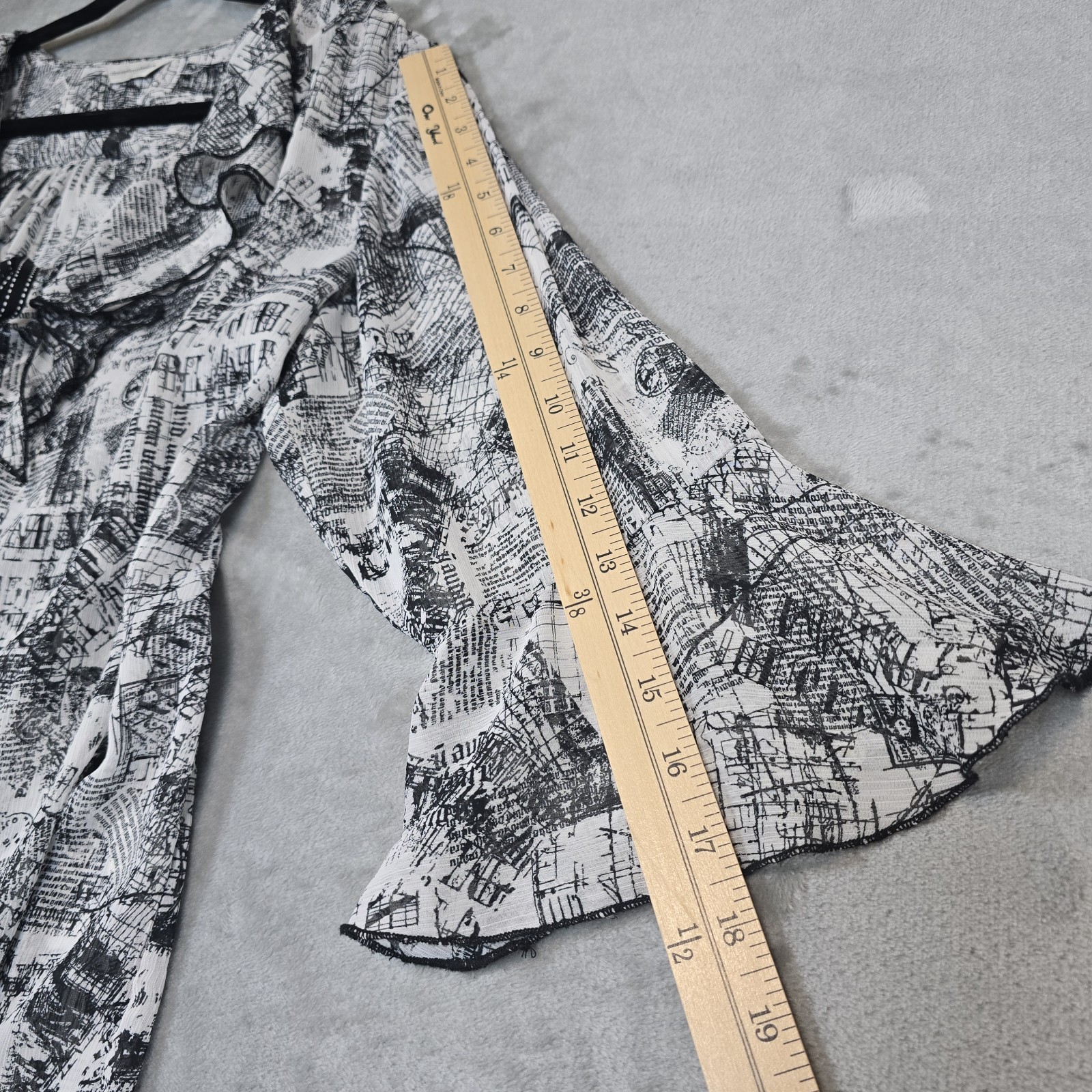 Christopher Banks Open Front Blouse W’s L News Print Sheer Artsy Whimsical